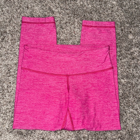 Lululemon Crops - Picture 2 of 3